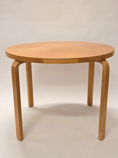 Artek p&ouml;yt&auml; 1940/50-luku