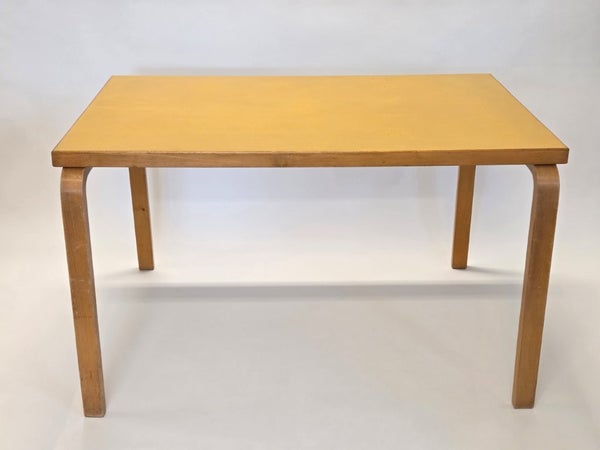 Artek 81B p&ouml;yt&auml;