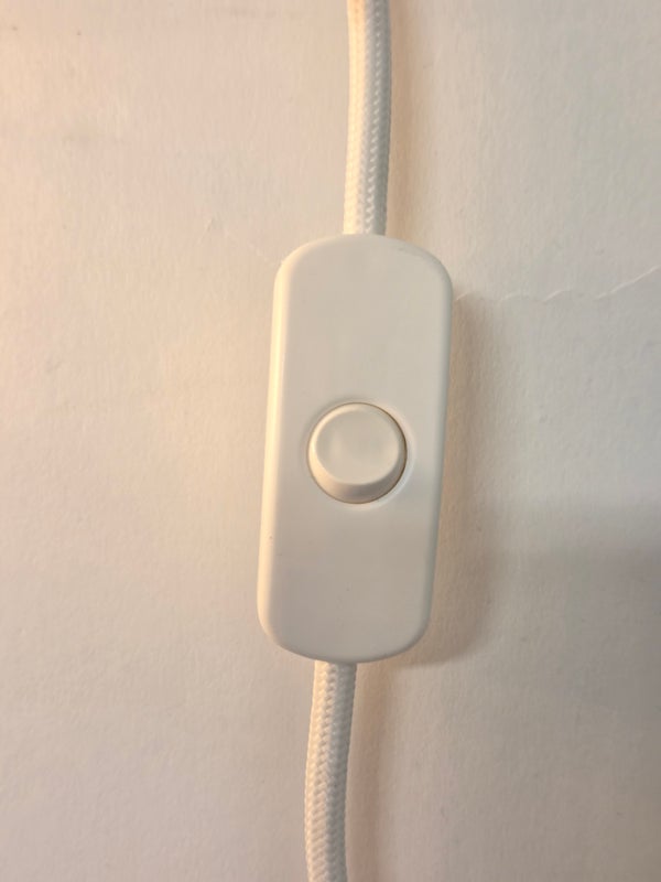 Kulma p&ouml;yt&auml;-/sein&auml;valaisin Innolux