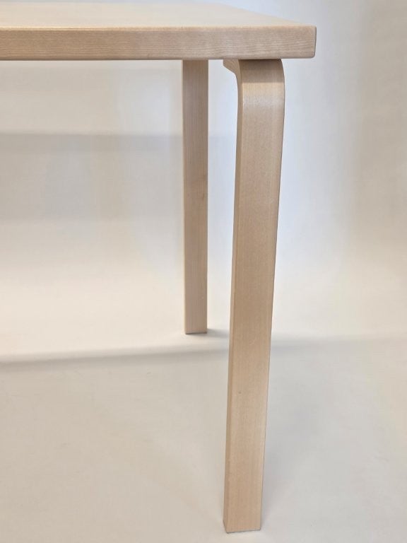 Artek 81B p&ouml;yt&auml;